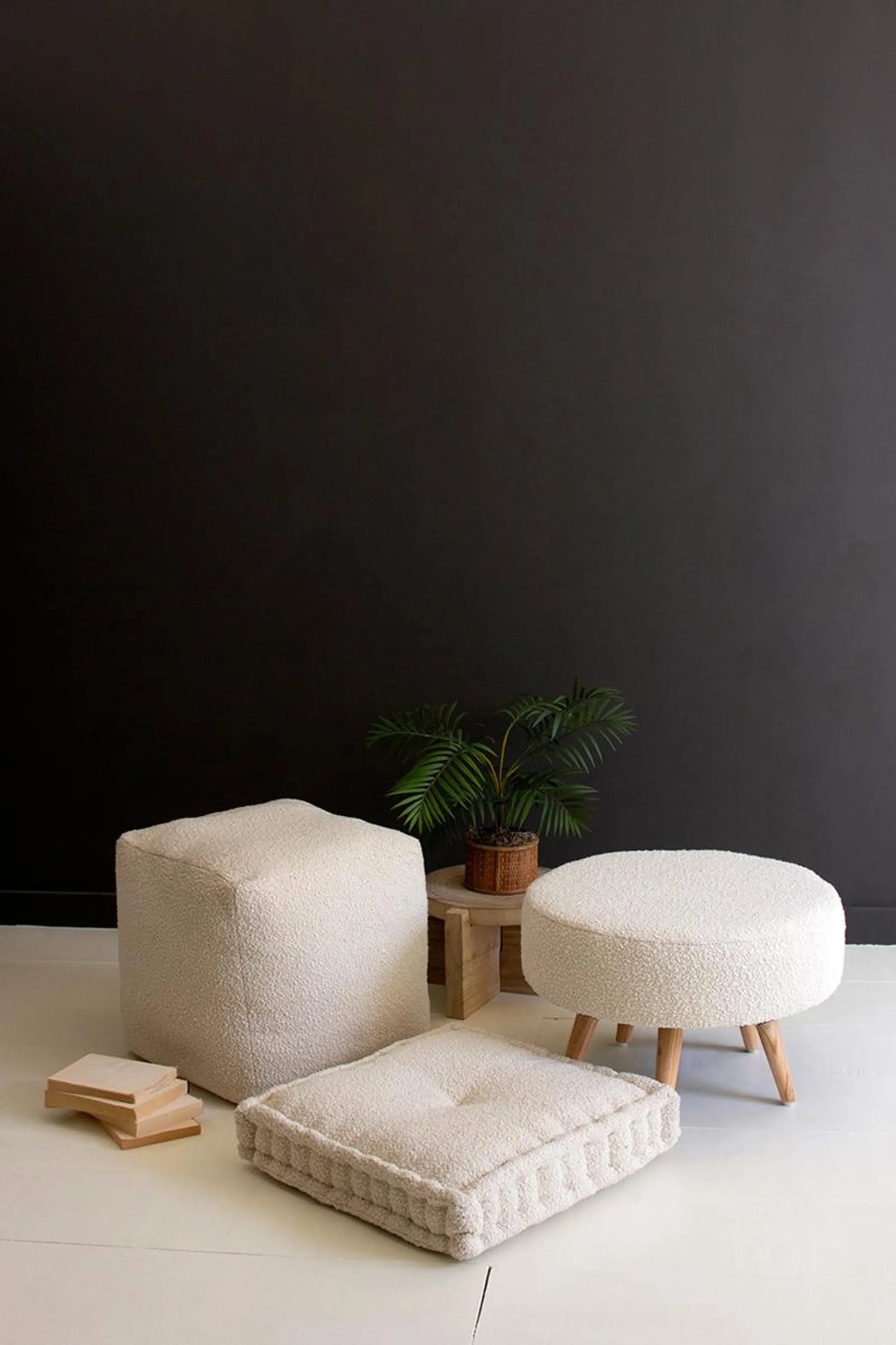 Bouclé Floor Cushion – Versatile & Cozy Seating