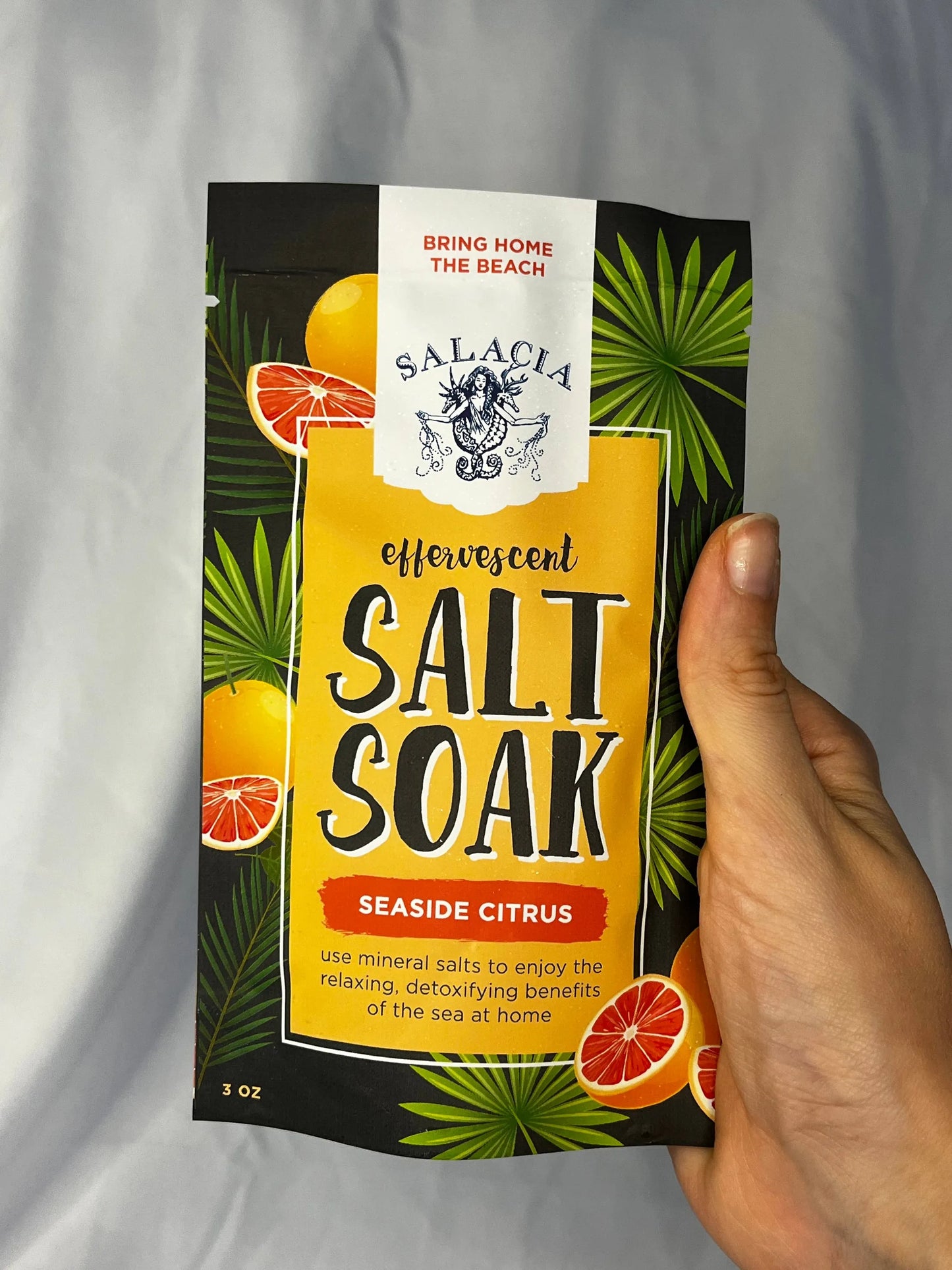 Citrus Bliss Effervescent Salt Soak – Detox & Relax